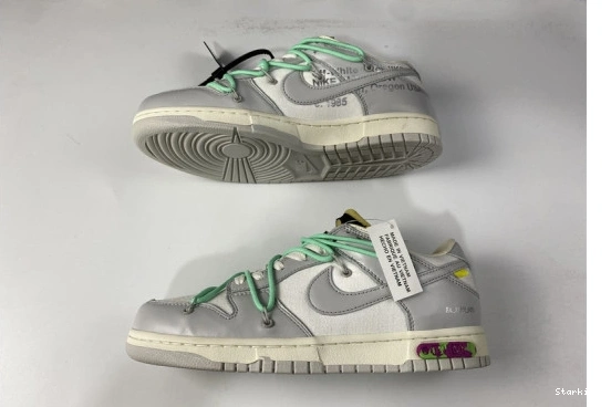 DM1602-114 4 Dunk Nike Low O-W Lot 0721